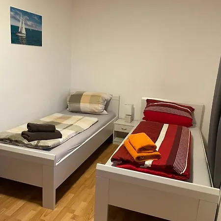 Апартаменты 40l Luisenstr. 4.og *