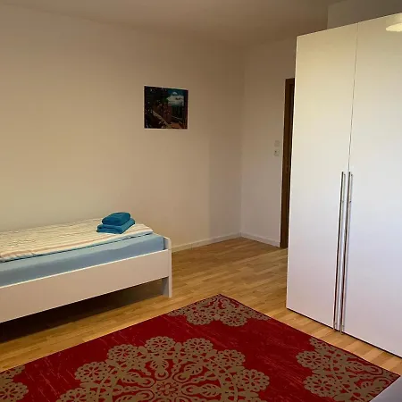 Апартаменты 40l Luisenstr. 4.og